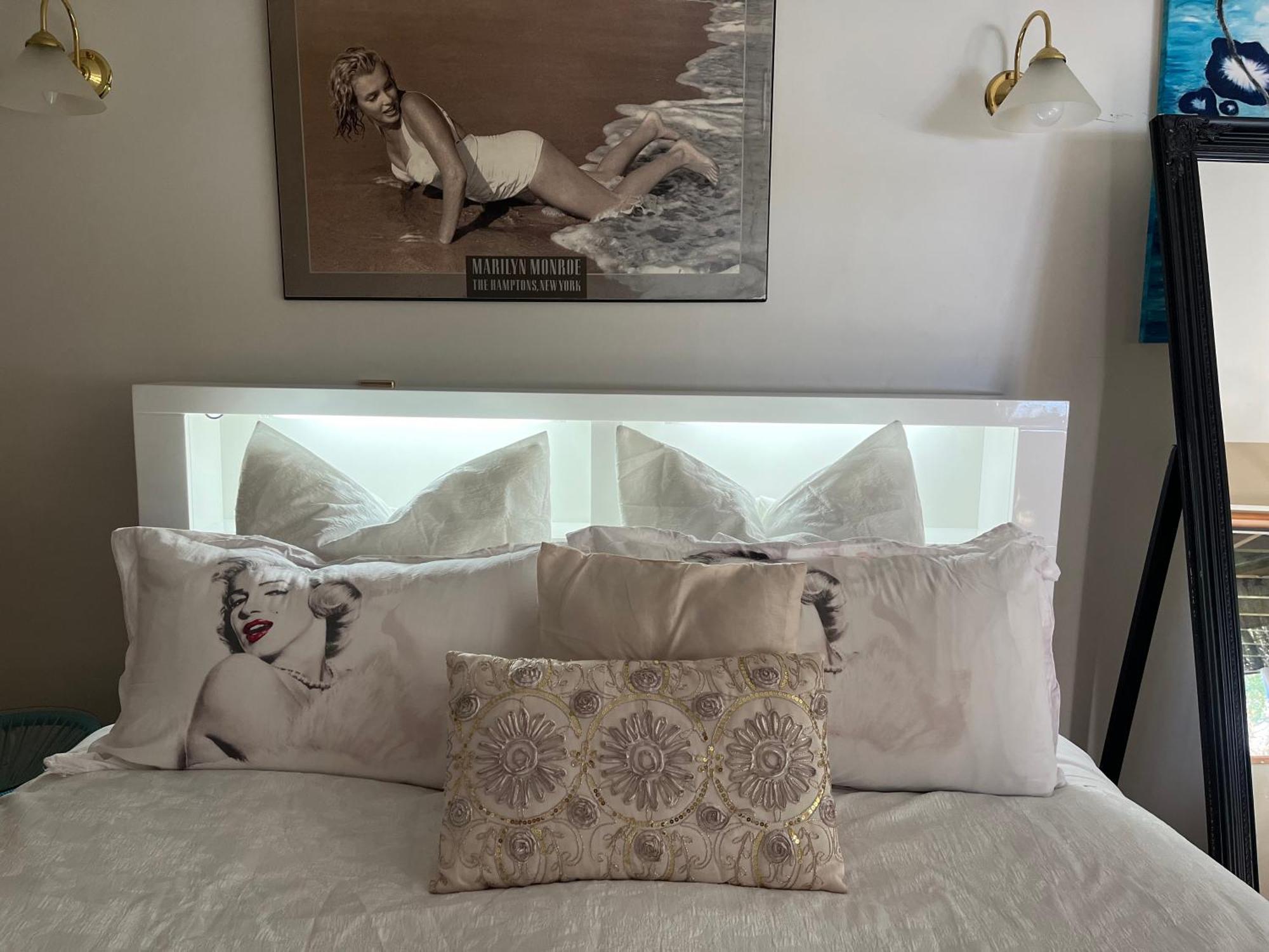 Breakfast At Tiffanys Bed & Breakfast ควีนส์ทาวน์ ภายนอก รูปภาพ